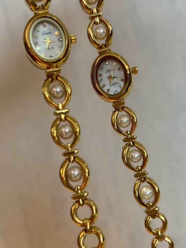 Perle Oval Gold Chain Watch