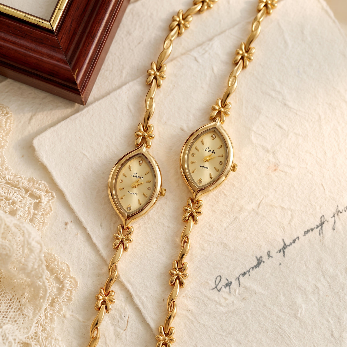 French Retro Gold Bracelet Watch